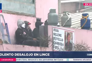 Lince: Sujetos encapuchados con balones de gas se resisten a desalojo