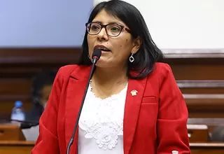 Perú Libre expulsó de la bancada a la congresista Margot Palacios